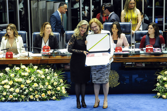 Prêmio Bertha Lutz: Fattorelli convoca bancada feminina a abraçar a causa da dívida pública