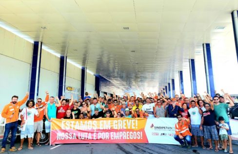 Moção em apoio à Greve de trabalhadores(as) das Empresas Estatais ameaçadas de privatização Moção em apoio à Greve de trabalhadores(as) das Empresas Estatais ameaçadas de privatização