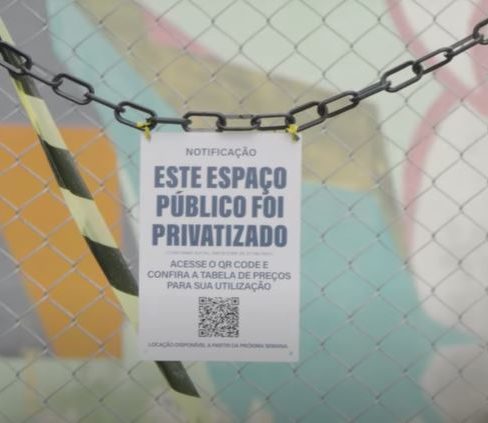 Frequentadores reagem à praça pública privatizada – Campanha Nacional Contra a Privatização