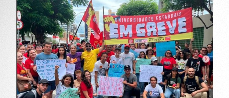 Governador do Ceará quer multar e cortar ponto de trabalhadores em greve!
