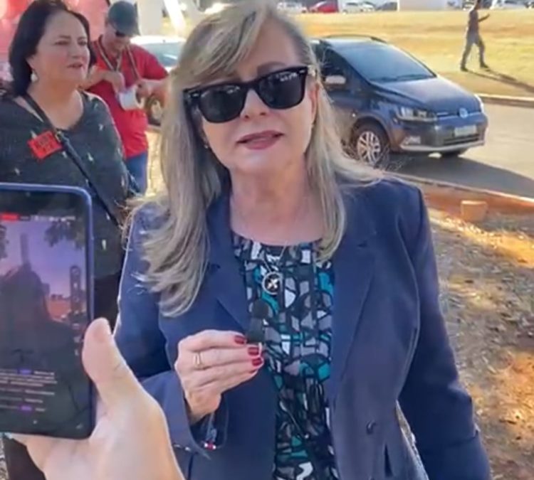 Fattorelli se pronuncia em defesa do mandato do deputado Glauber Braga, em Brasília #Glauberfica