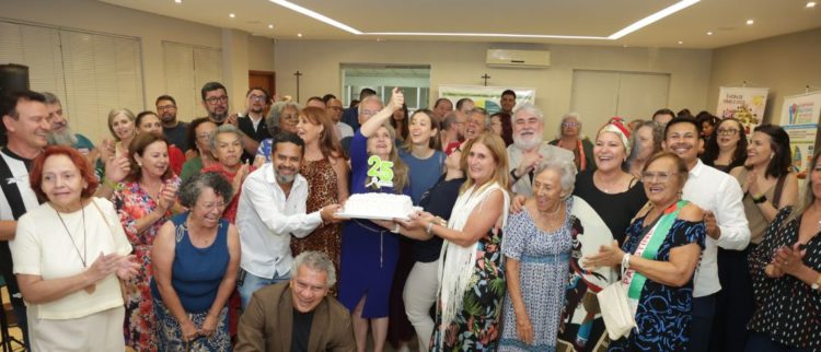 Confraternização celebra 25 anos da Auditoria Cidadã da Dívida em noite de emoção, arte, cultura e fé