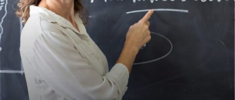 PEC 38/2025 pode precarizar serviços públicos. Ouça!