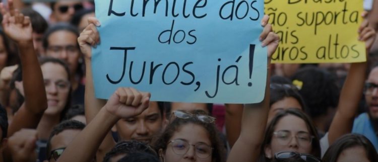 1 clique contra os juros abusivos: pressione a Câmara a destravar o PLP 104/2022