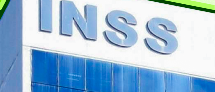Entidade de trabalhadores do INSS denuncia terceirização e cobra novo concurso